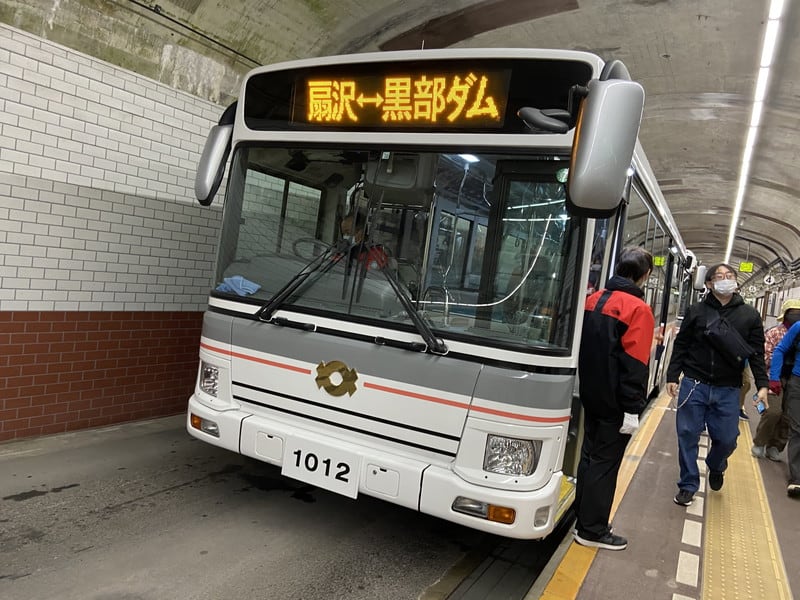 関電トンネル「電気バス」